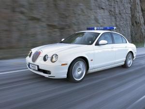 Jaguar S-Type Polisi 1999 года